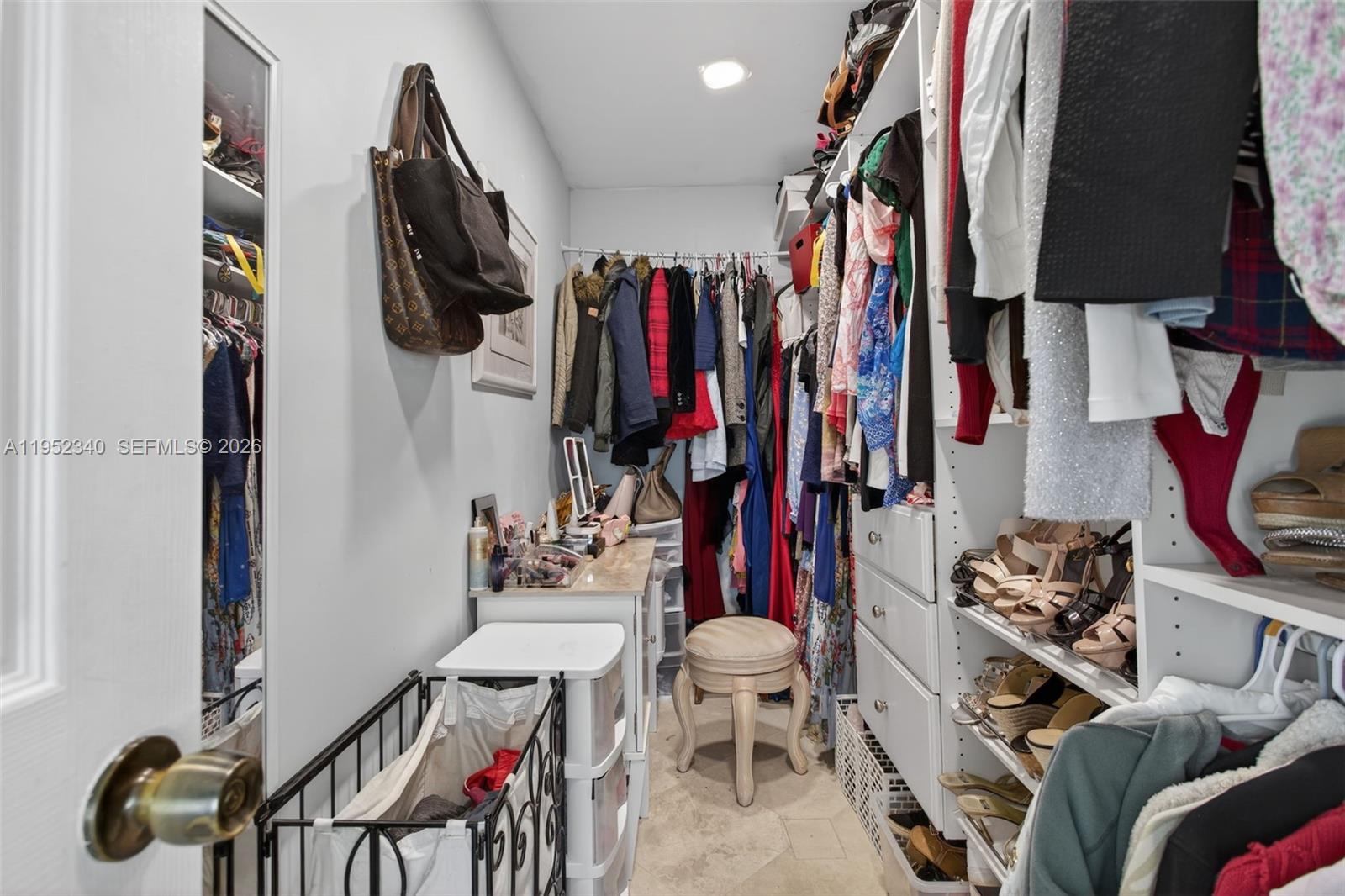 LANDINGS FIRST SEC - Residential