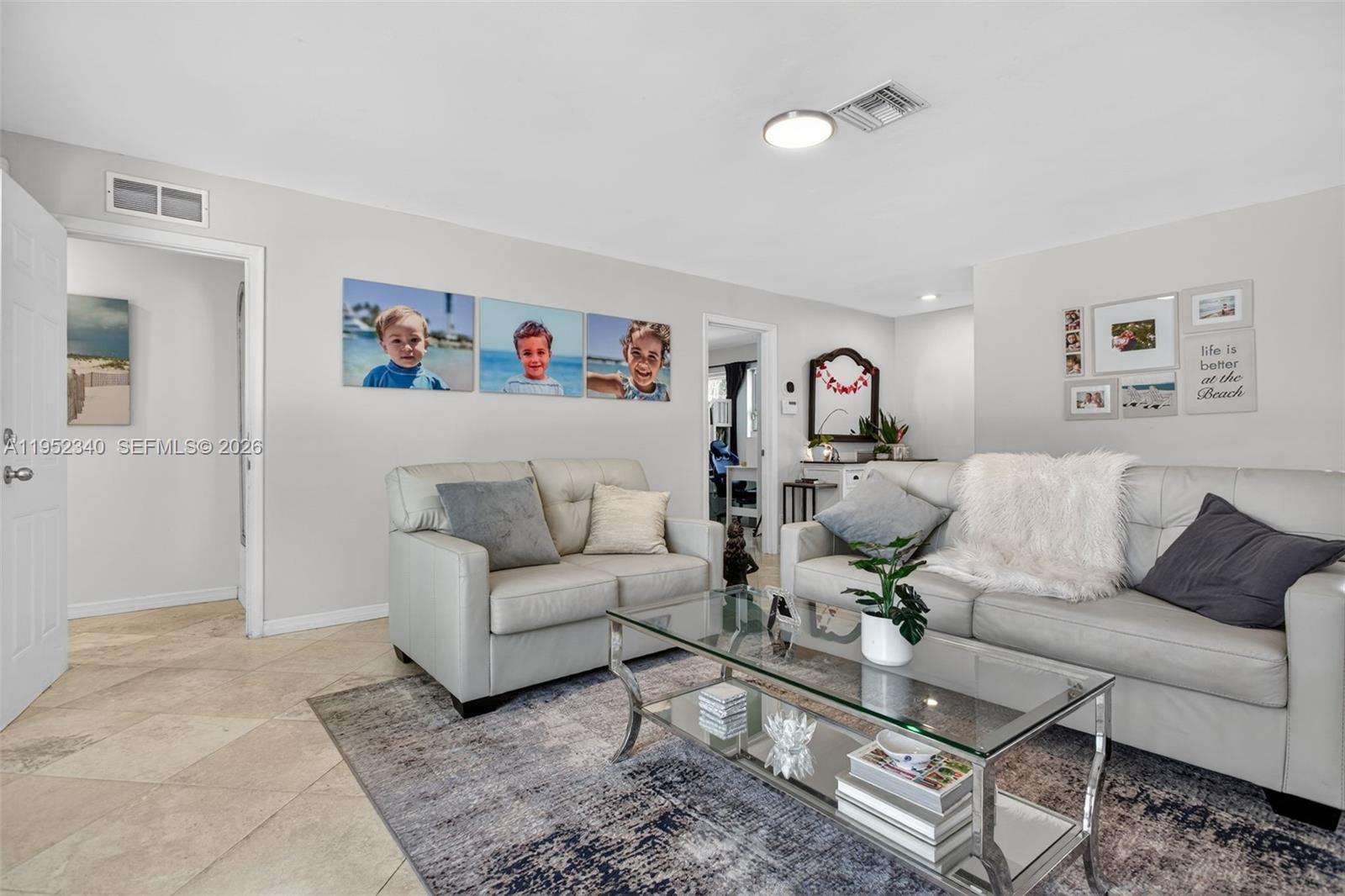 LANDINGS FIRST SEC - Residential