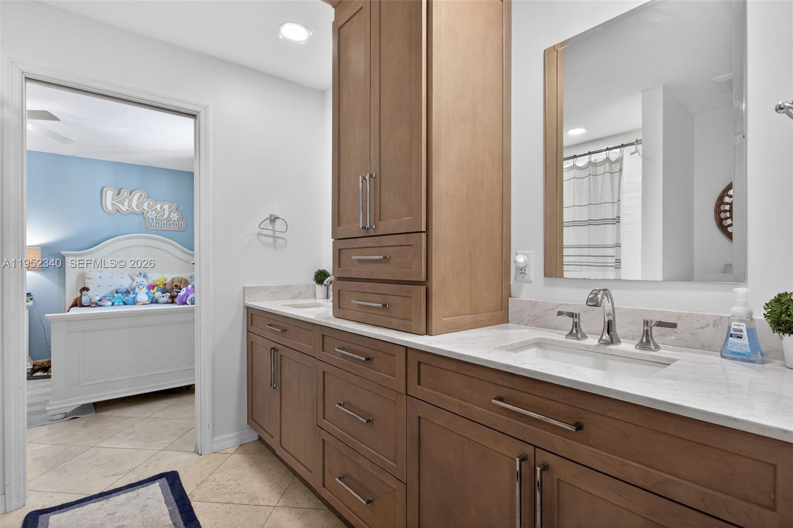 LANDINGS FIRST SEC - Residential