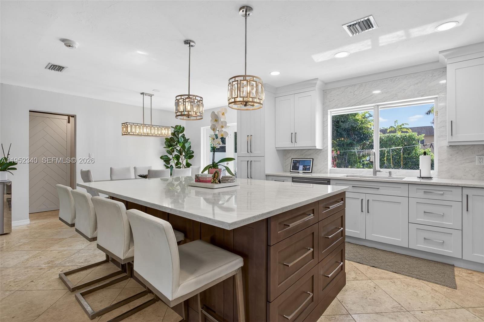 LANDINGS FIRST SEC - Residential