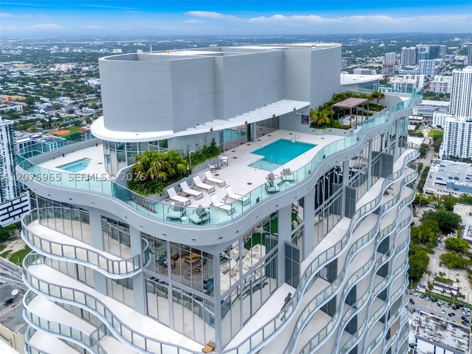 1400 Biscayne Blvd 2305