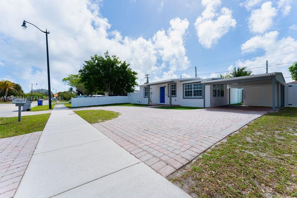 POMPANO BEACH HIGHLANDS - Residential
