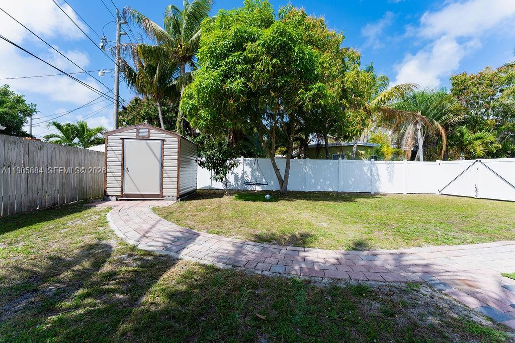 POMPANO BEACH HIGHLANDS - Residential