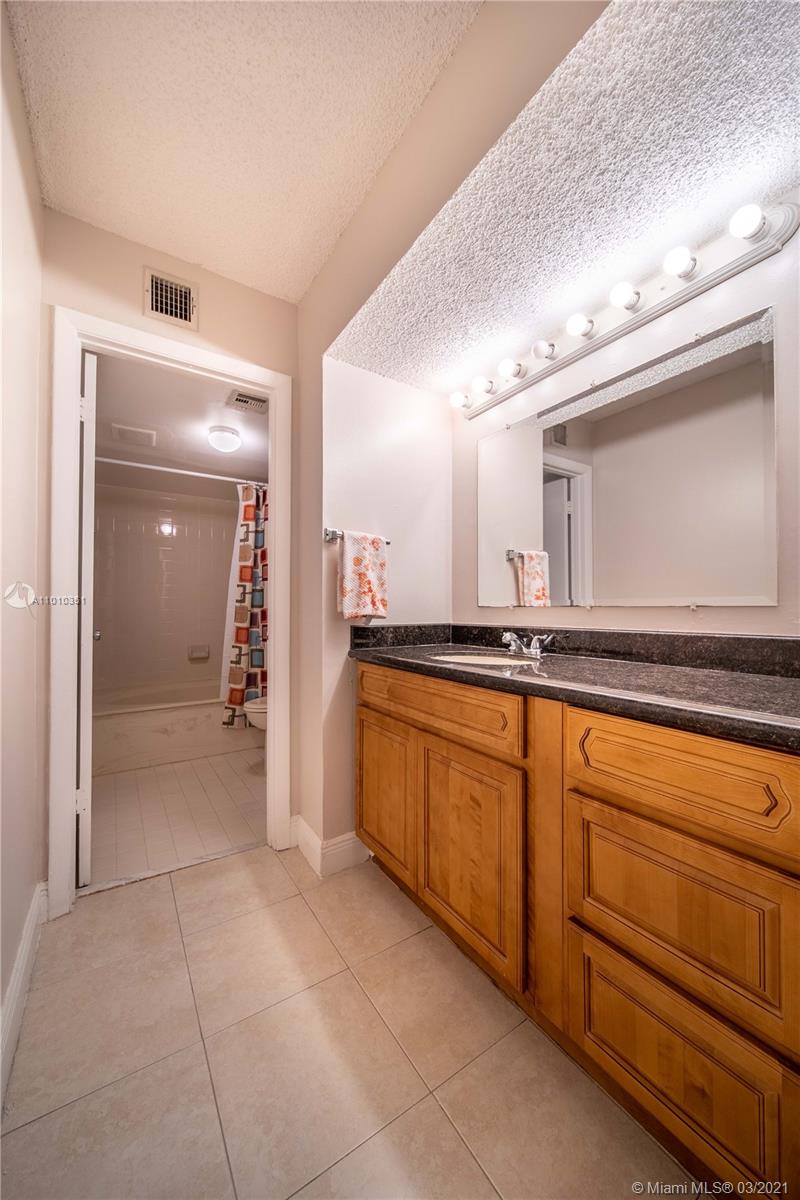 KENDALL CENTER - Residential