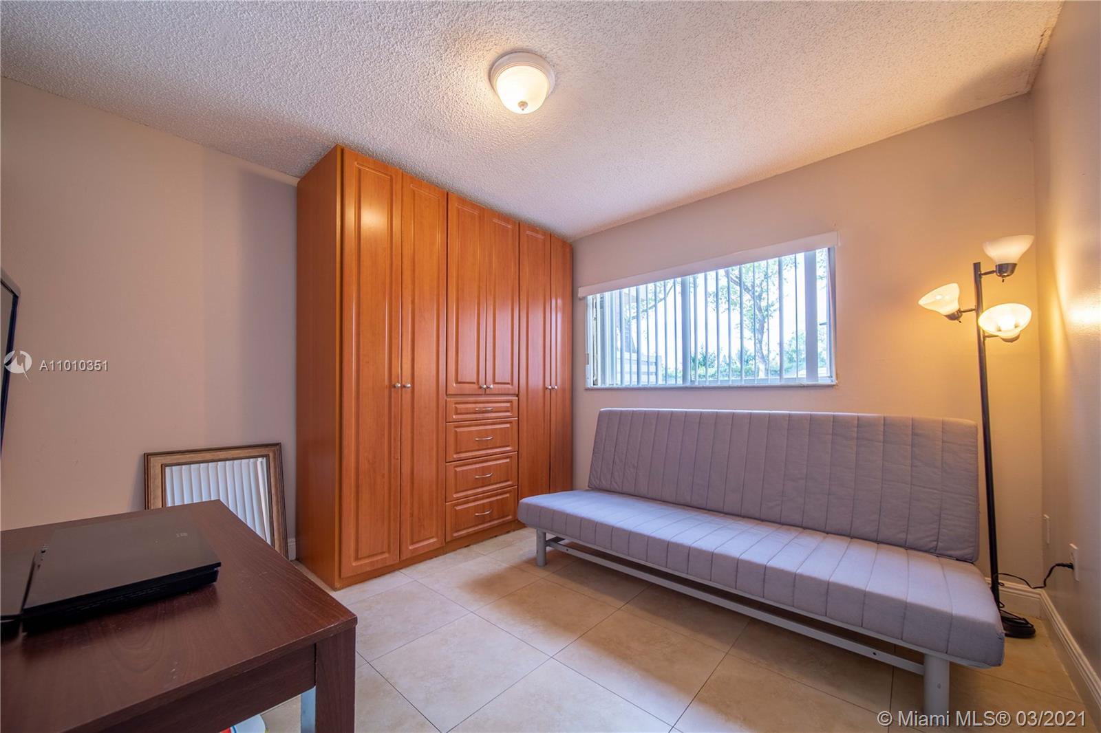 KENDALL CENTER - Residential