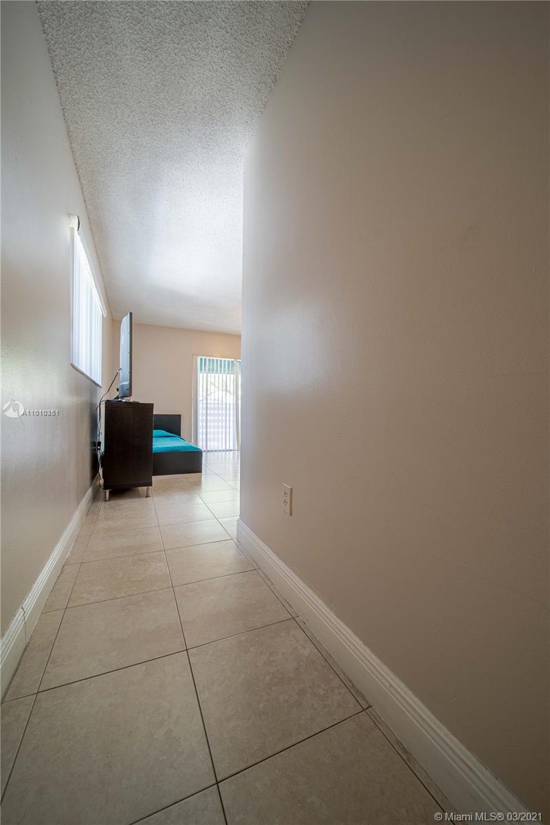 KENDALL CENTER - Residential