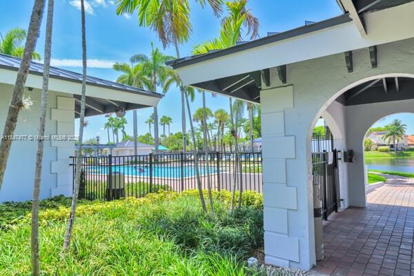 VILLA HOMES AT THE MOORS - Residential