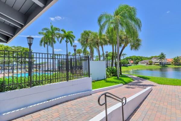 VILLA HOMES AT THE MOORS - Residential