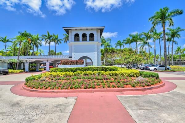 VILLA HOMES AT THE MOORS - Residential