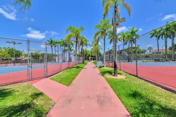 VILLA HOMES AT THE MOORS - Residential