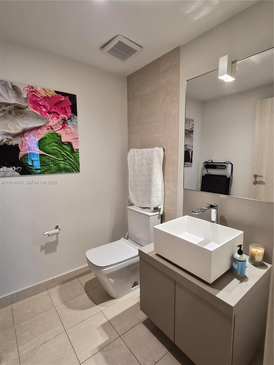 BRICKELL FLATIRON CONDO - Residential