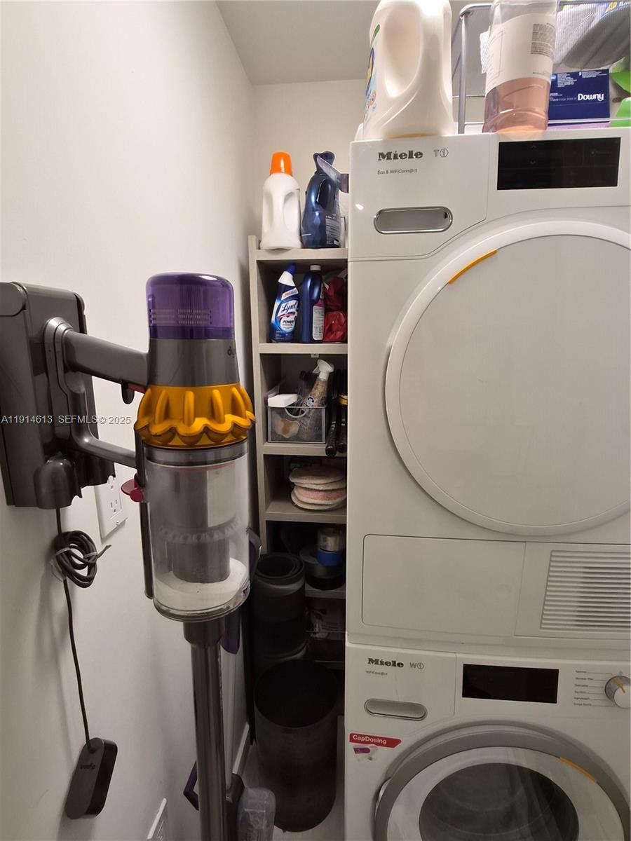 BRICKELL FLATIRON CONDO - Residential