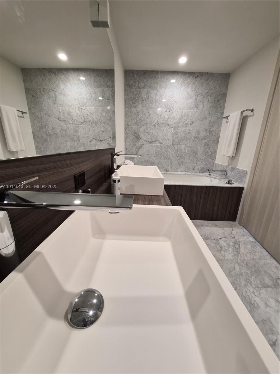 BRICKELL FLATIRON CONDO - Residential