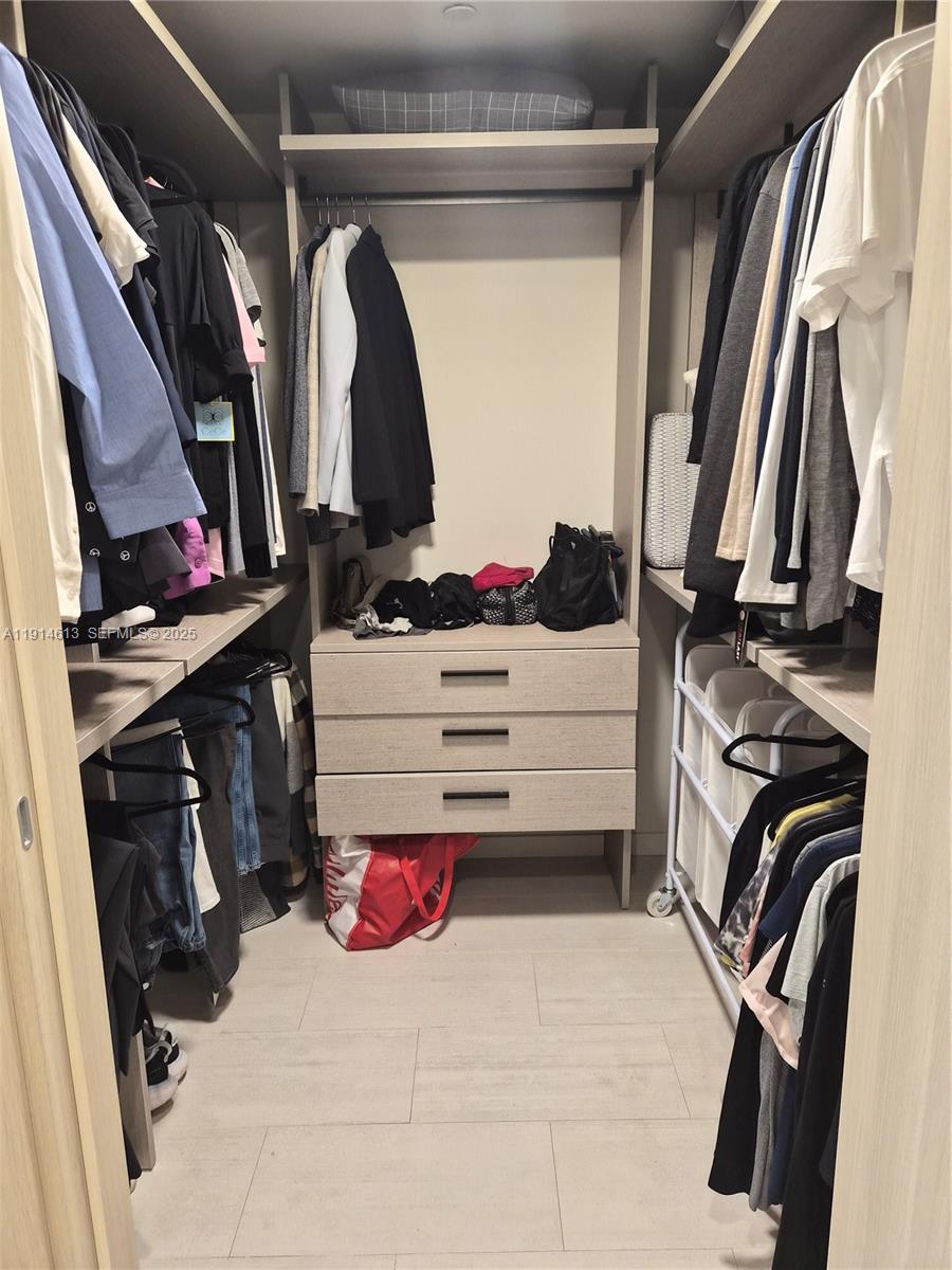 BRICKELL FLATIRON CONDO - Residential