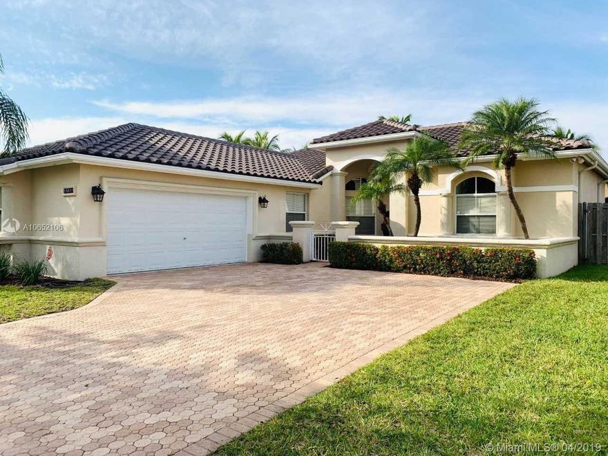 Incredible opportunity to rent a beautiful, clean 3 bedroom/2 bath home in Keystone Lake! This home is well maintained and ready for immediate occupancy. Extra large fenced yard offers privacy and a spacious covered back patio with outdoor bar for entertaining. Vaulted ceilings, large master bath, split plan, a nice size laundry room, and an extra long driveway are just a few of the features you will enjoy in this home. Association fees, cable, front and backyard lawn maintenance and security gate are all included in the rent. Tile throughout living areas and wood laminate in bedrooms, there is no carpet. Keystone is convenient to highways, shopping, A rated schools and is a family friendly neighborhood with a great community atmosphere!