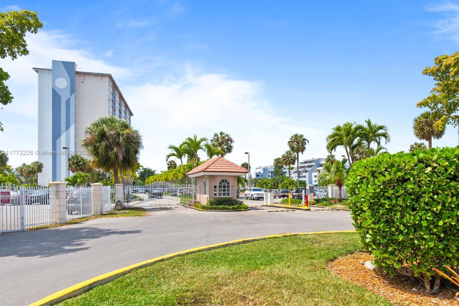 COASTAL TOWERS CONDO - Residential