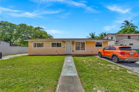 Photo of 17210 NW 47th Ave, Miami Gardens, FL 33055 (MLS # A11864474) Photo of 17210 NW 47th Ave, Miami Gardens, FL 33055 (MLS # A11864474)