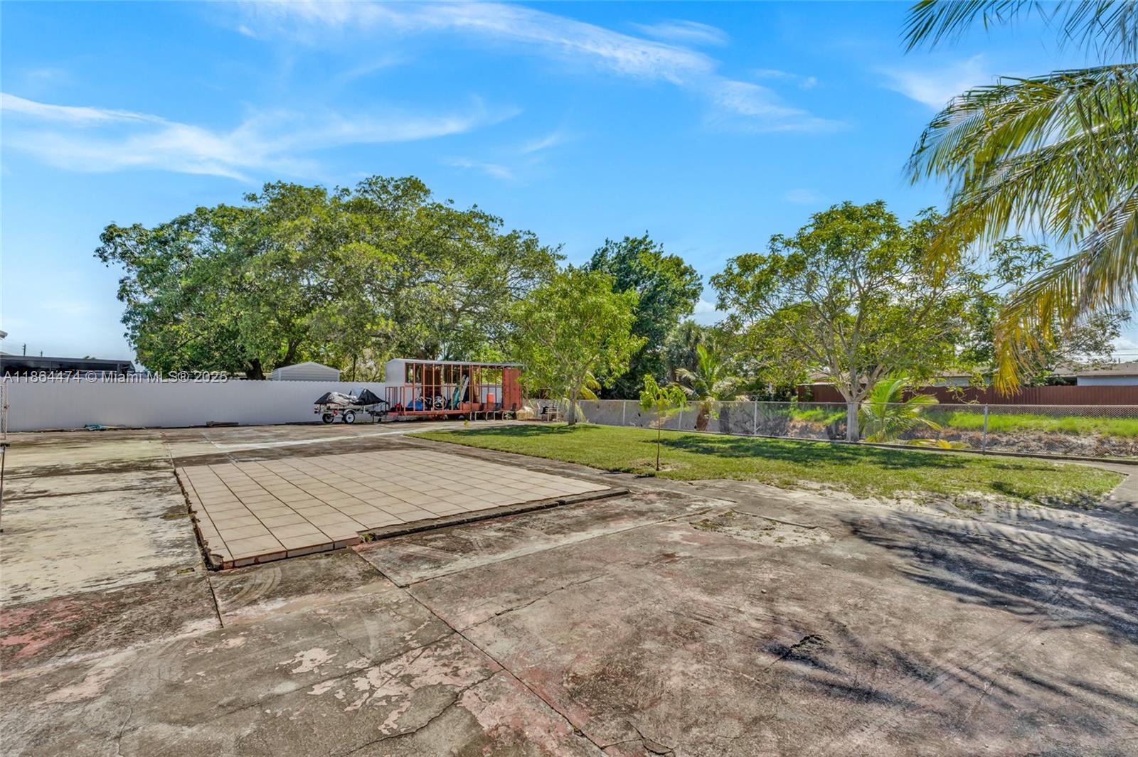 CAROL CITY 5TH ADDN - Residential