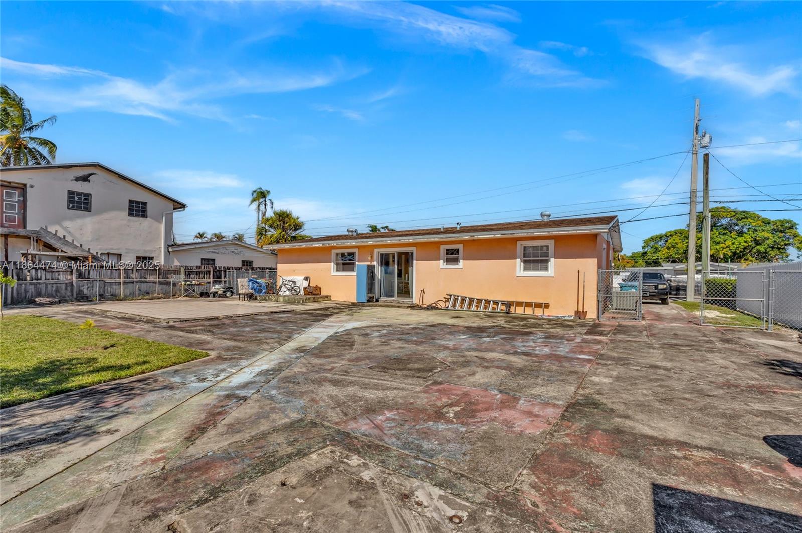 CAROL CITY 5TH ADDN - Residential