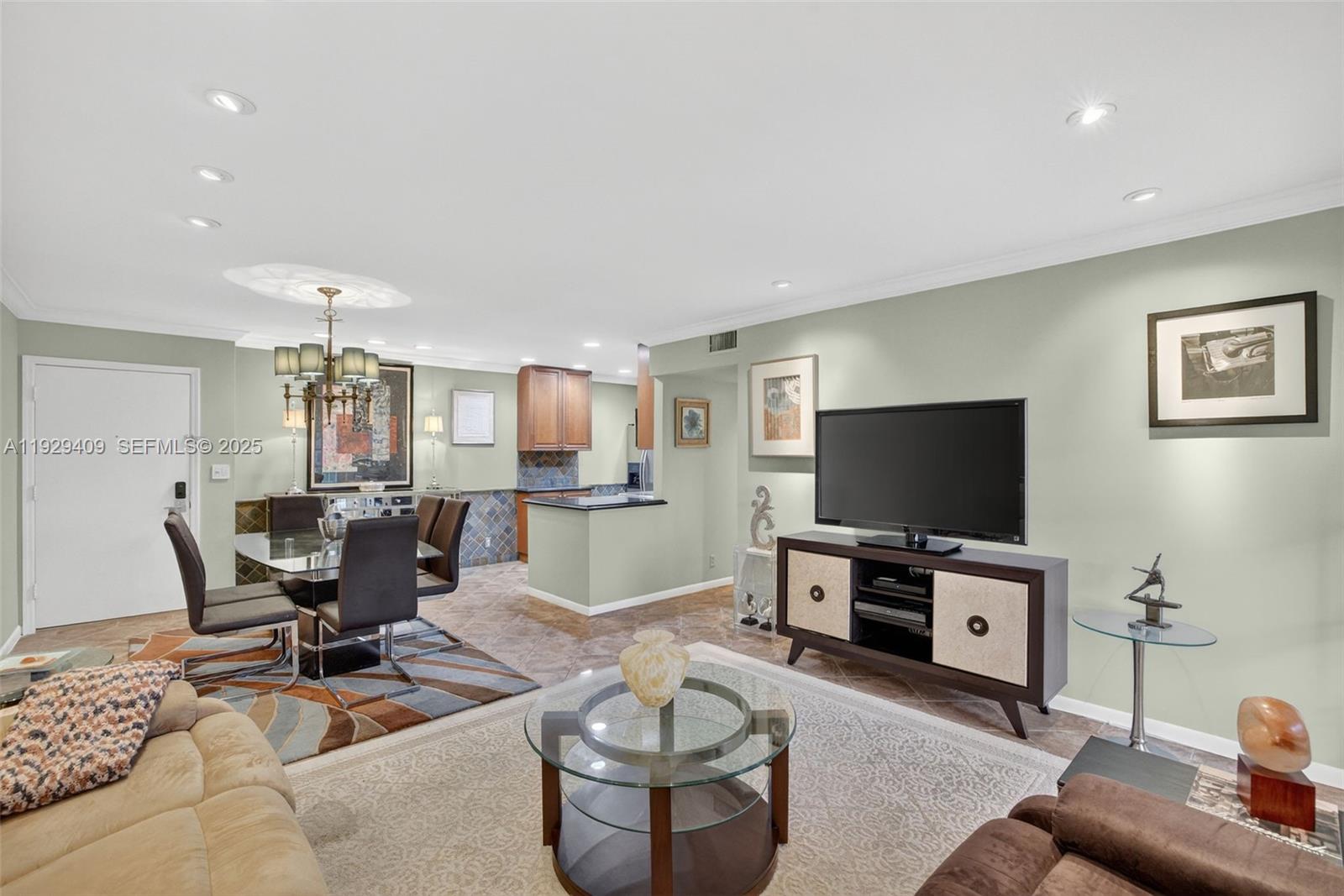 1930 NE 2nd Ave 206L