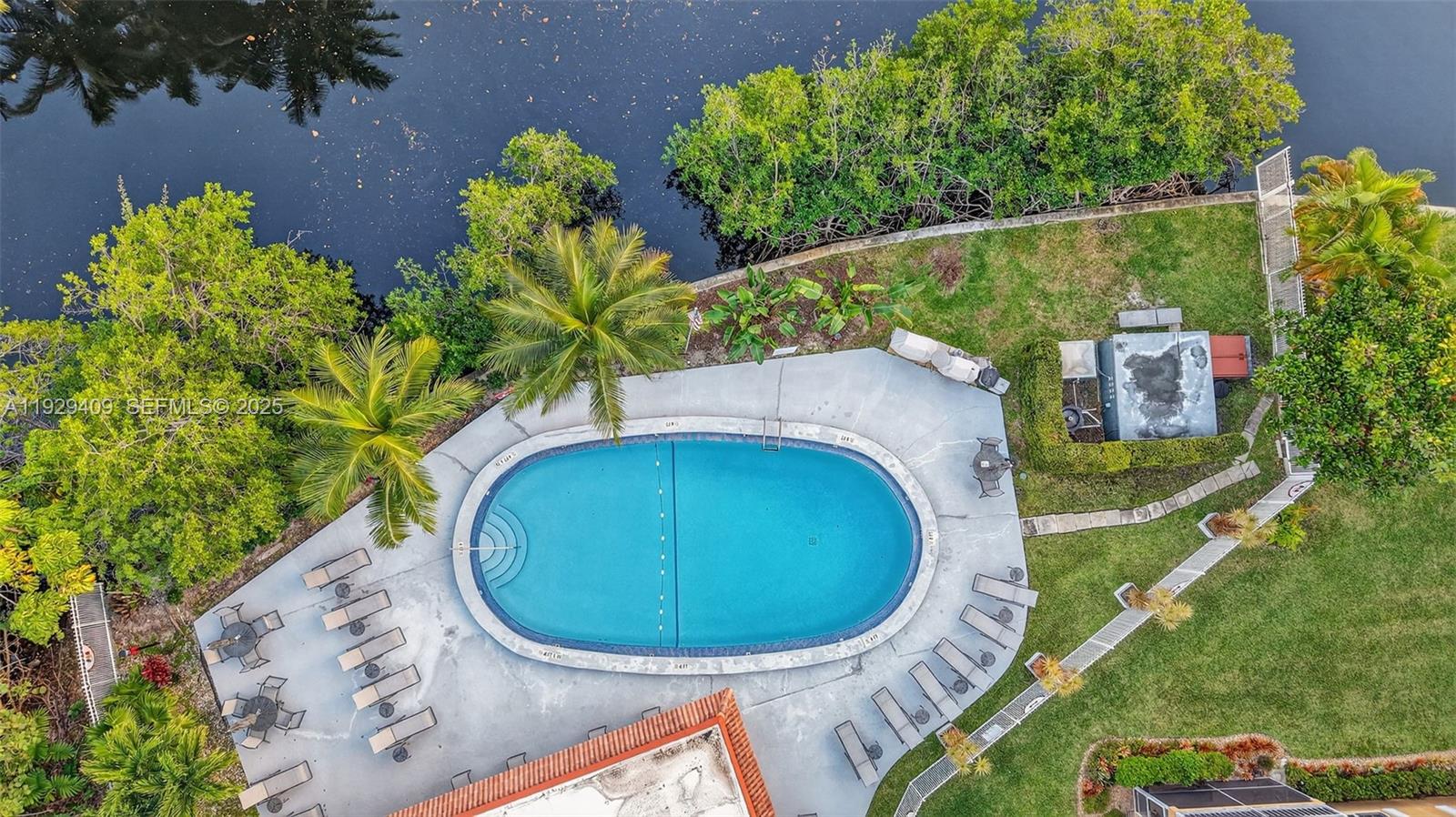 MANOR GROVE VILLAGE FOUR - Residential