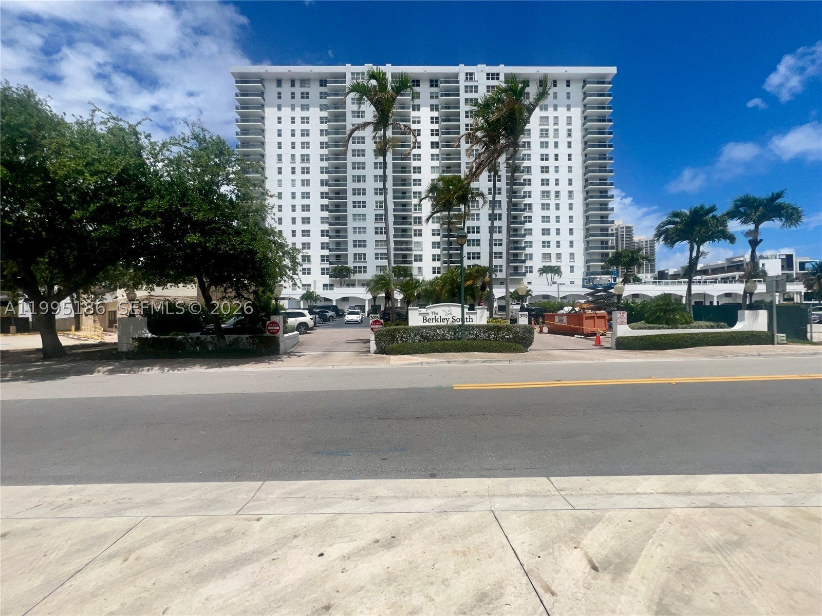3015 N Ocean Blvd 4L