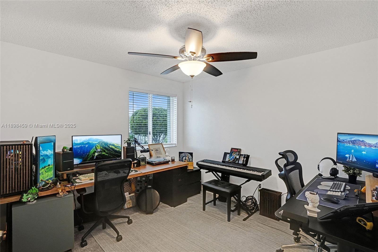 TOWNGATE CONDO - Residential