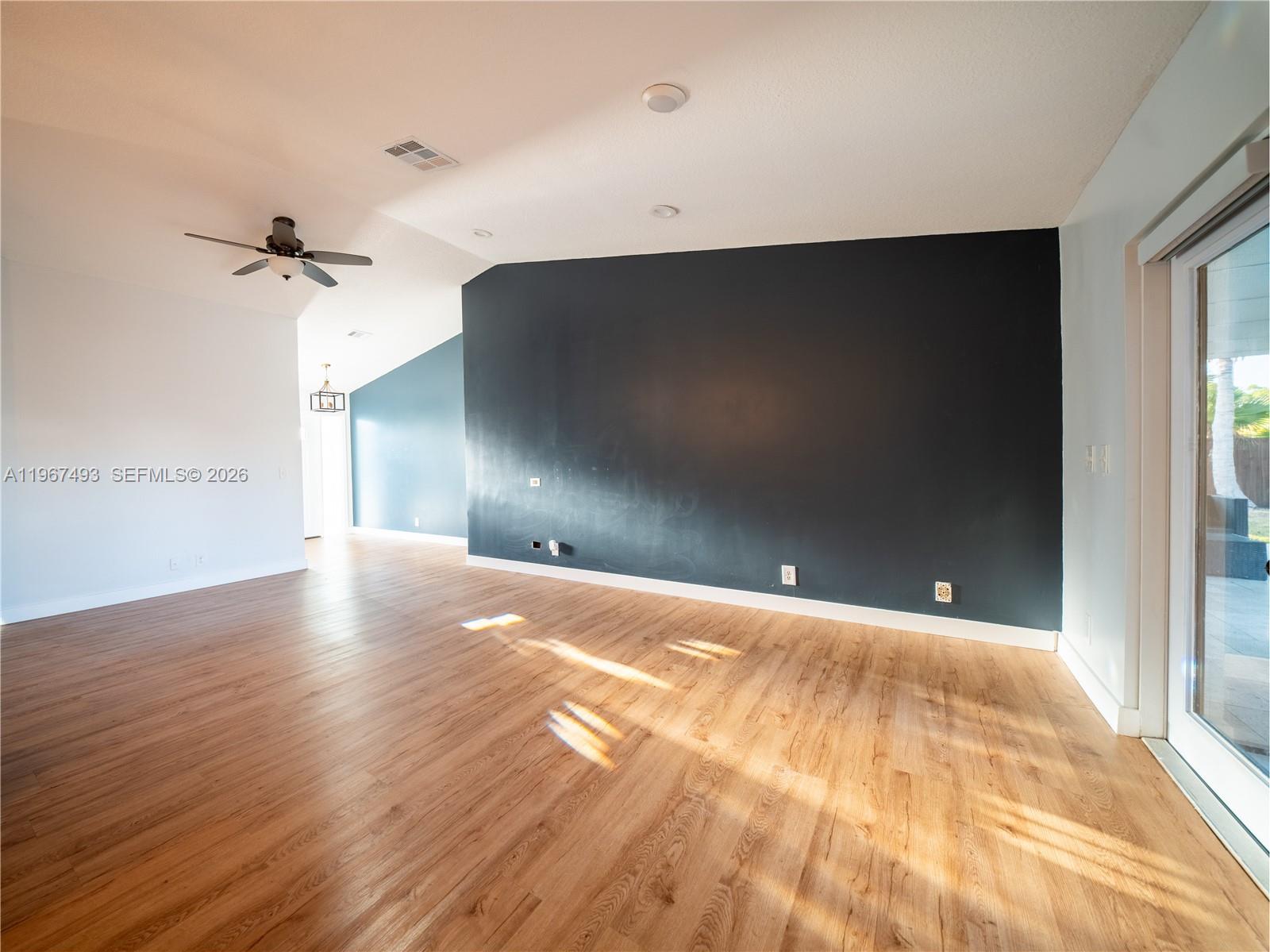 JUPITER VILLAGE PH VII - Residential