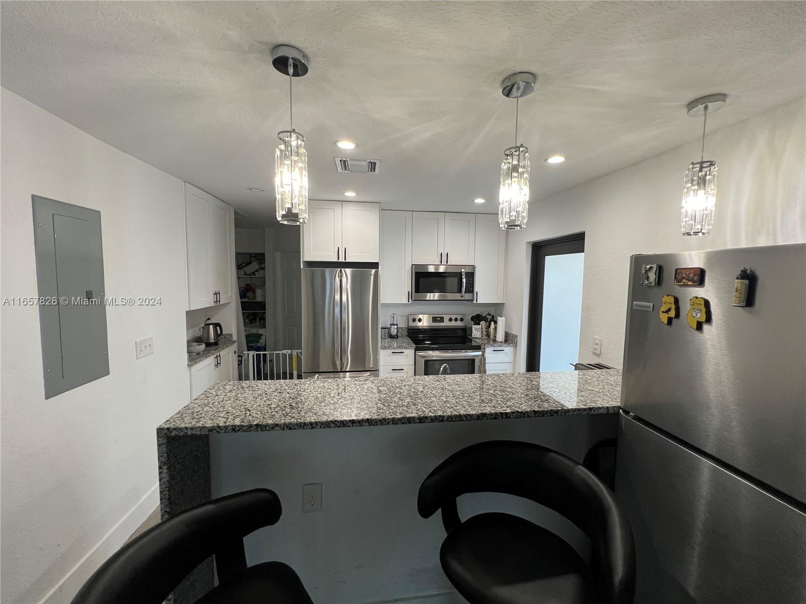 LIBERTY CITY - Residential