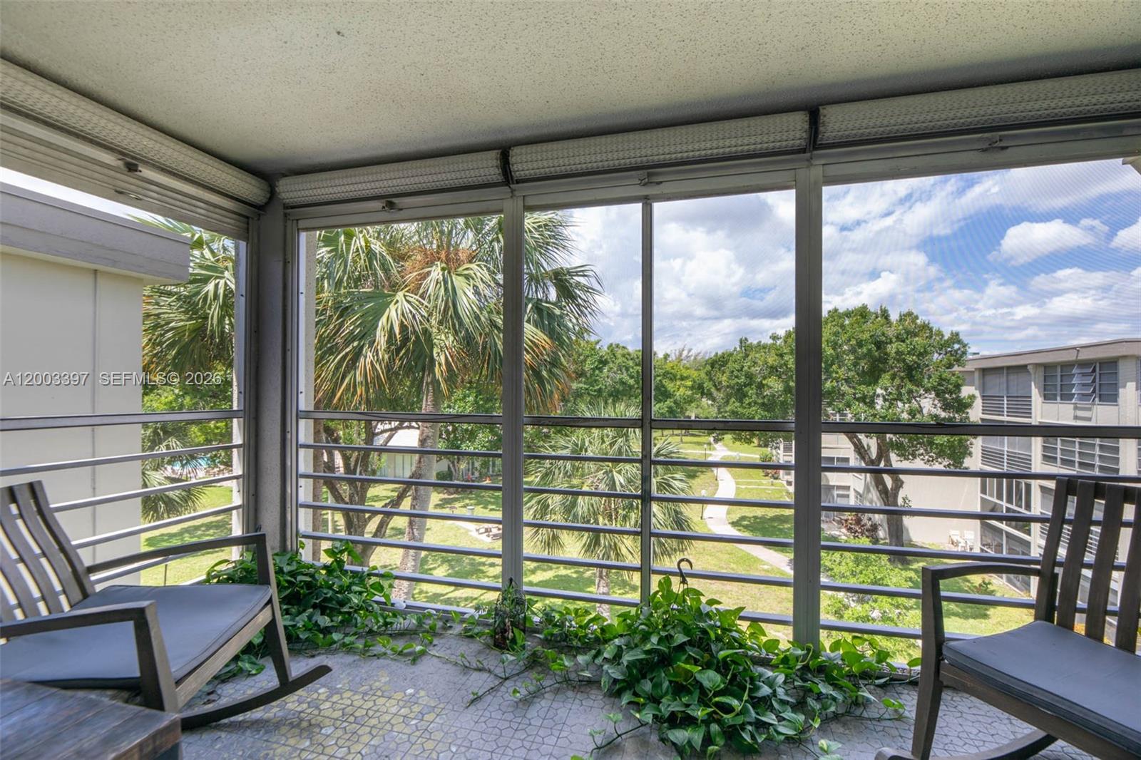 CYPRESS CHASE CONDO NO 2 - Residential