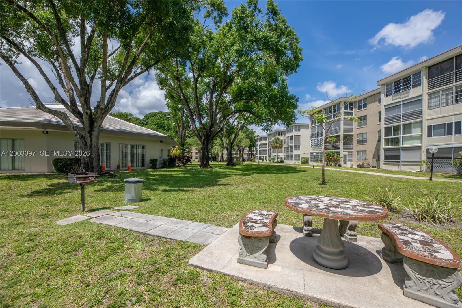 CYPRESS CHASE CONDO NO 2 - Residential