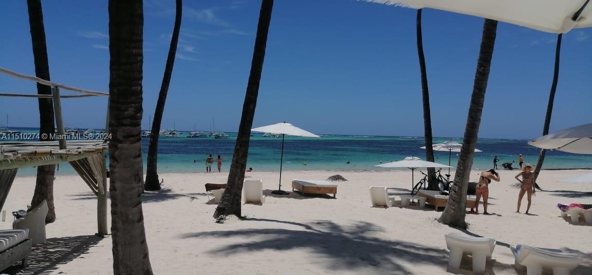 ENJOY THIS HIDDEN TREASURE IN BAVARO BEACH, PUNTA CANA! PERFECT FOR FAMILIES OR FRIENDS' GETAWAY WITH 4 QUEEN SIZE BEDS AND 1 SOFA BED. HERE WE TREAT YOU LIKE FAMILY TO GIVE YOU THE ONE OF A KIND VACATION EXPERIENCE. THE FULLY FURNISHED CONDO IS LOCATED IN A GATED SECURED COMMUNITY WITH BEAUTIFUL POOLS AND IN WALKING DISTANCE TO BAVARO BEACH, SHOPPING AND RESTAURANTS. CAN BE RENTED WEEKLY.