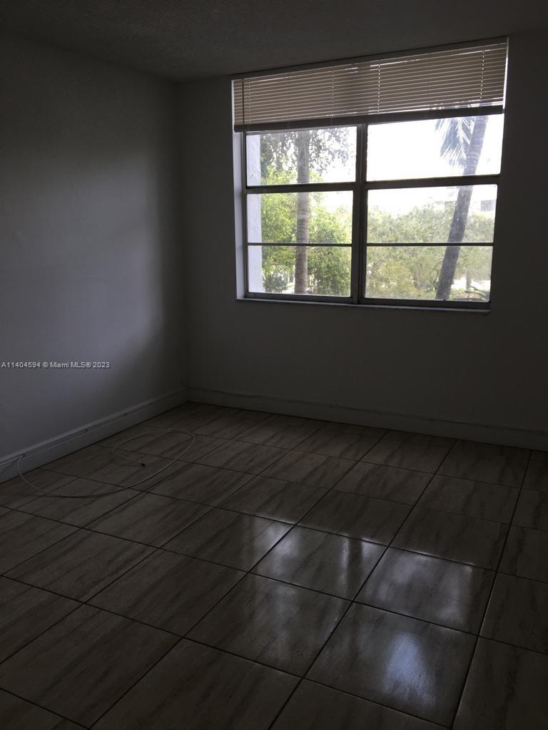 MONTECARLO CONDO - Residential