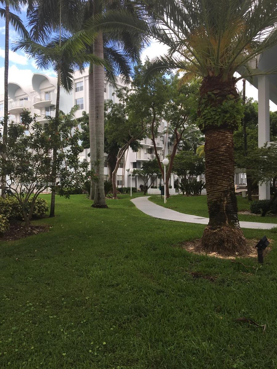 MONTECARLO CONDO - Residential