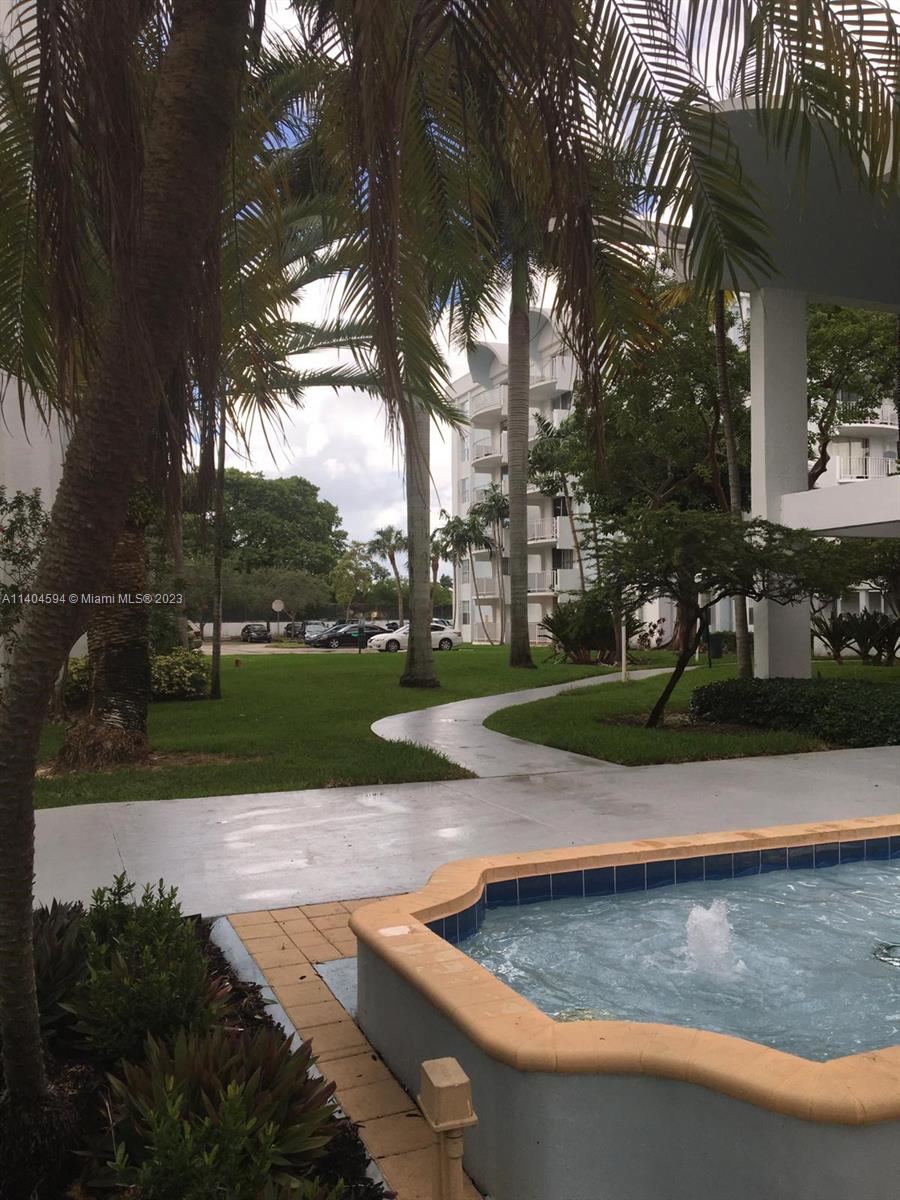 MONTECARLO CONDO - Residential