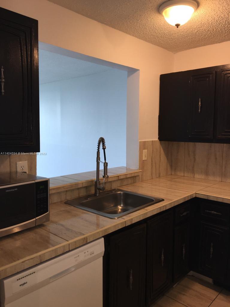 MONTECARLO CONDO - Residential