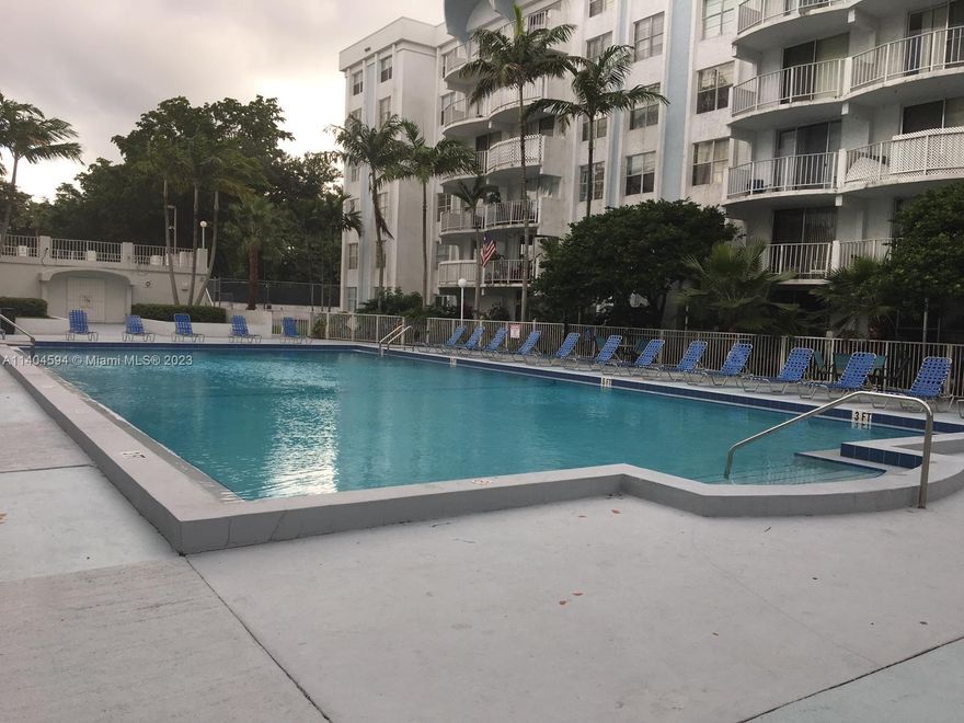 Spacious  2 bedroom 2 full bath. Tile floors, updated bathrooms, balcony. Centrally located with easy access to major highways and Jackson North Hospital. Short drive to the beach. Gated community, 24/7 guard at the gate. Management on site. Rented for $2,045.00 a month until April 2026.