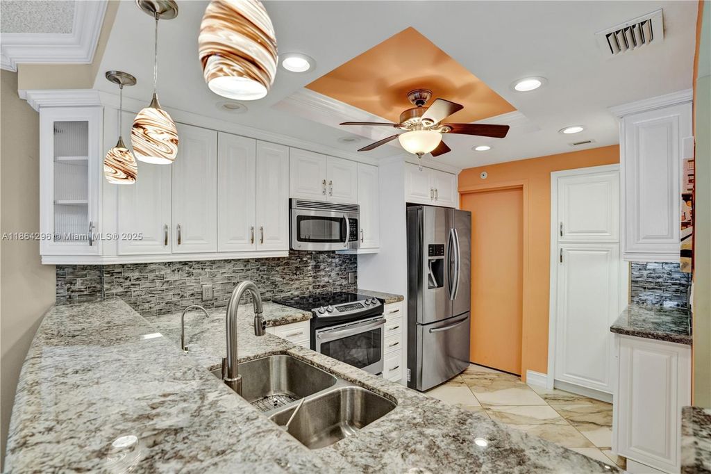 Photo of 1500 S Ocean Blvd #806, Lauderdale By The Sea, FL 33062 (MLS # A11864296)