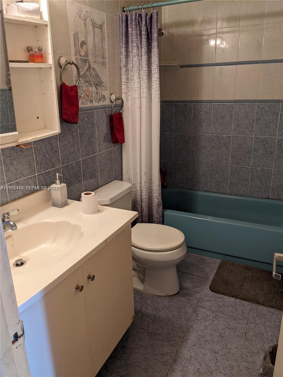 RO-MONT SOUTH CONDO MNPQ - Residential