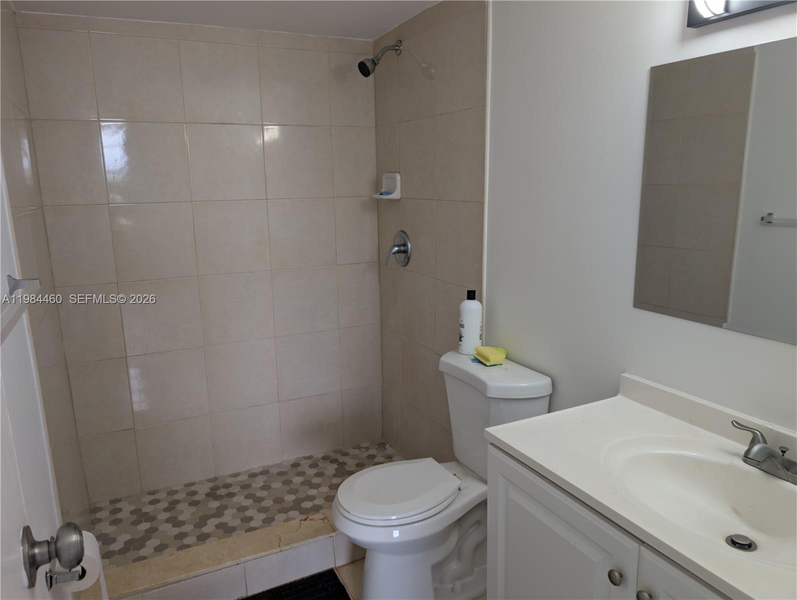 TREE GARDEN CONDO - Residential Lease