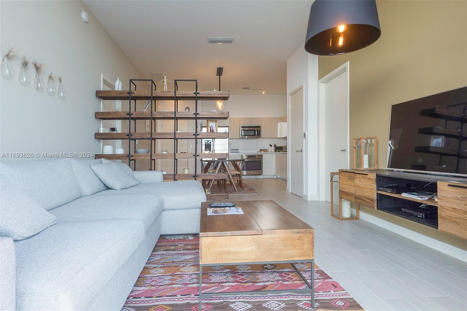 BEACHWALK CONDOMINIUM - Residential Lease