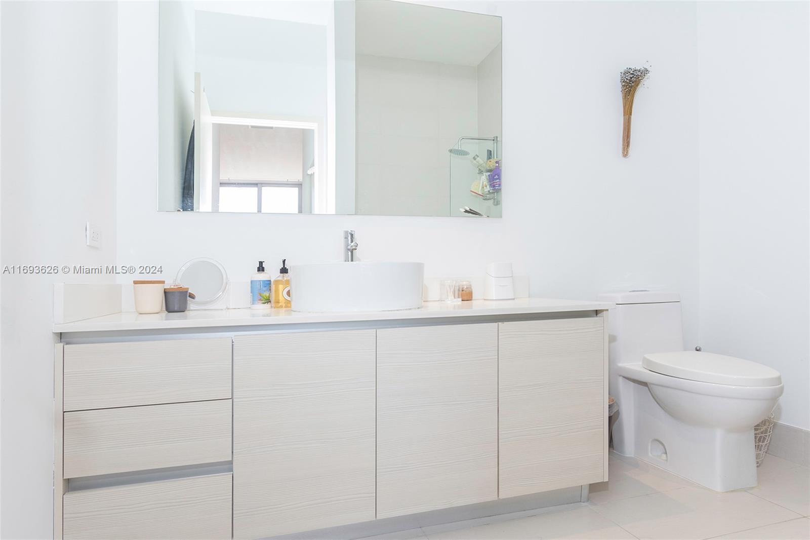 BEACHWALK CONDOMINIUM - Residential Lease