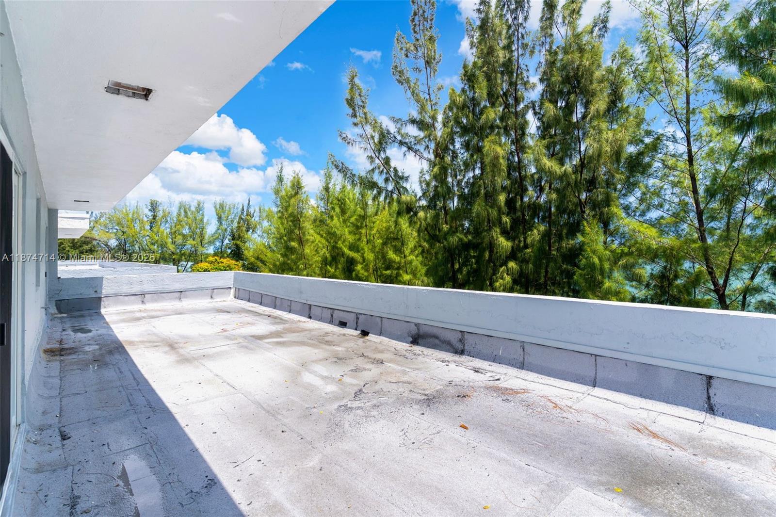 NARANJA LAKES CONDO NO 5 - Residential