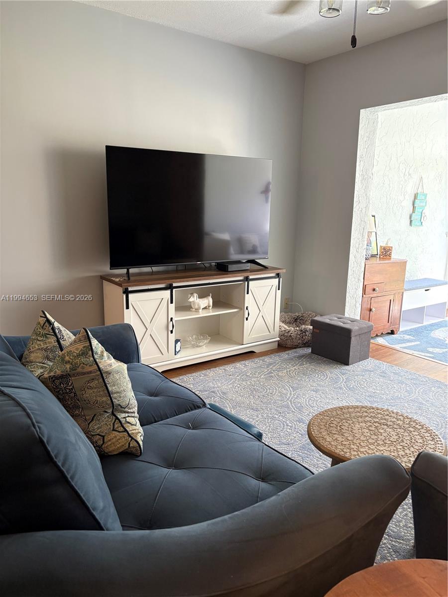 NATURA CONDO NO 2 - Residential