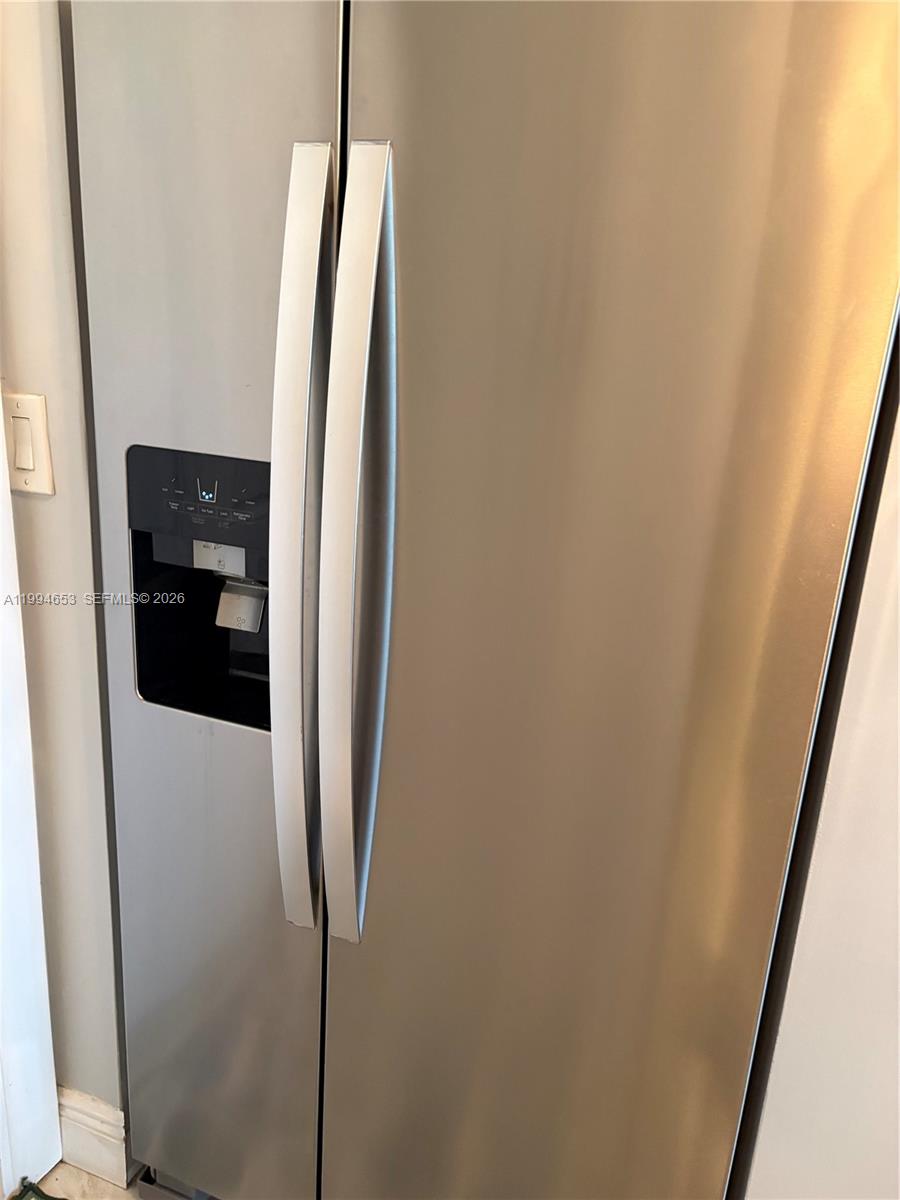 NATURA CONDO NO 2 - Residential