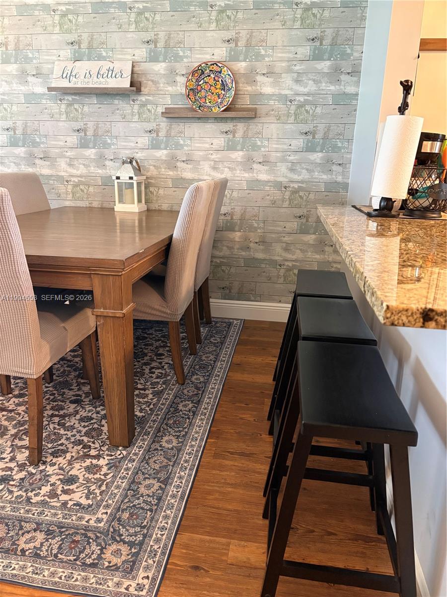 NATURA CONDO NO 2 - Residential