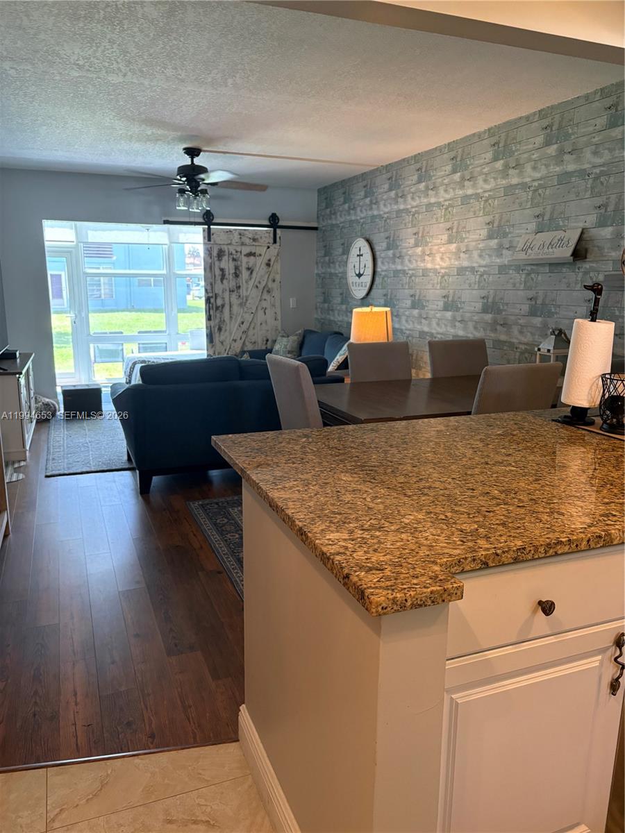 NATURA CONDO NO 2 - Residential