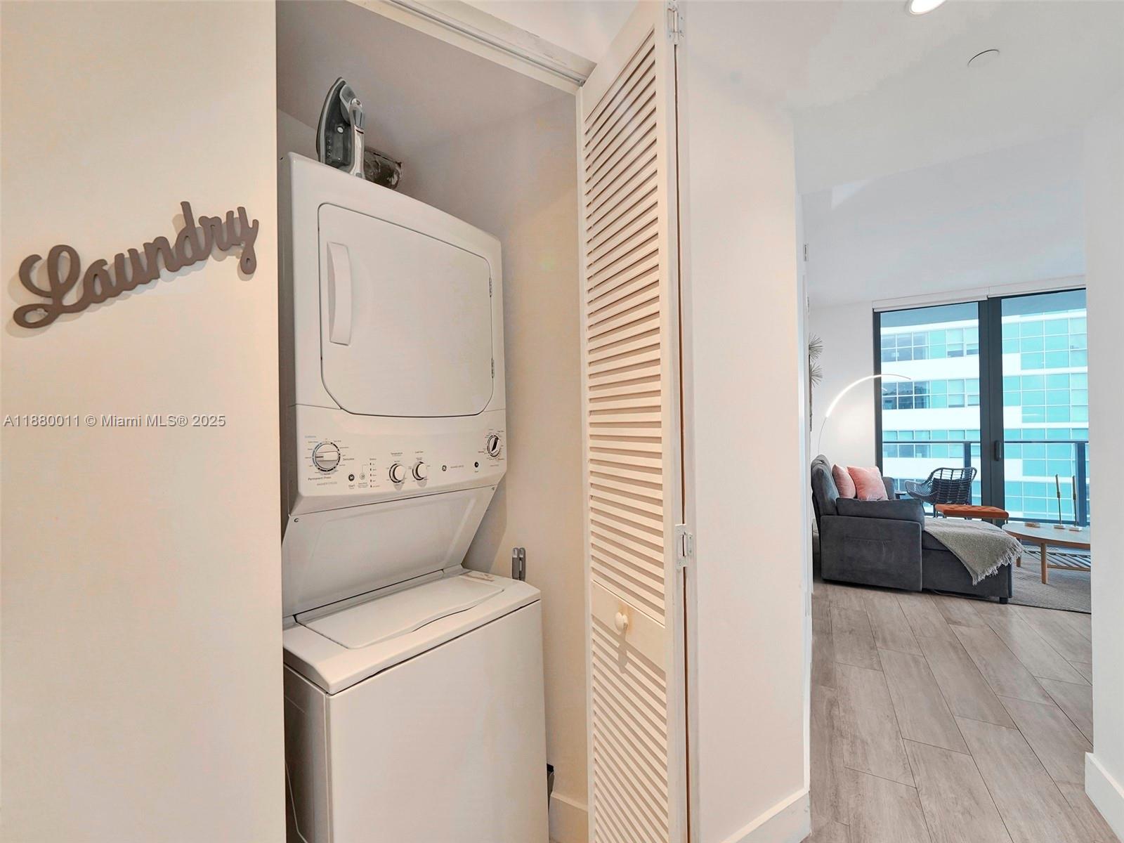 3401 MIDTOWN CONDO - Residential Lease