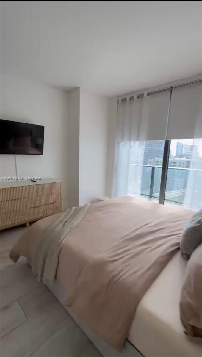 3401 MIDTOWN CONDO - Residential Lease