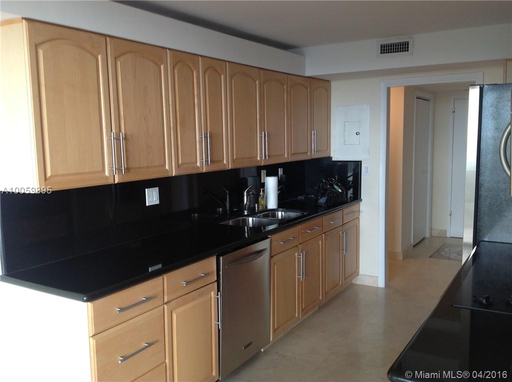 Towers Of Key Biscayne Co - Residential Lease